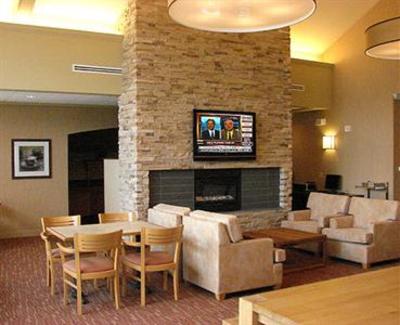фото отеля Lakeview Signature Inn Calgary Airport