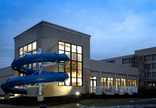 фото отеля Fairfield Inn & Suites Cleveland Beachwood