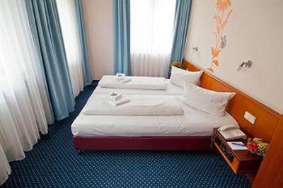 фото отеля Residenz Dusseldorf Hotel