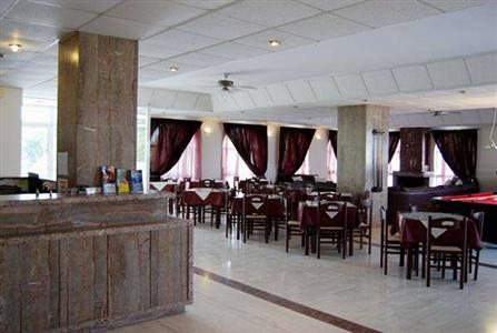 фото отеля California Beach Hotel