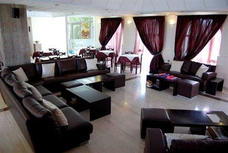 фото отеля California Beach Hotel