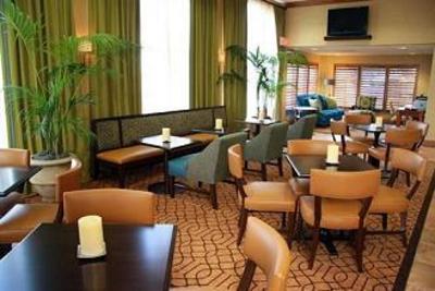 фото отеля Hampton Inn Austin - Airport
