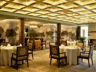 фото отеля Eadry Royal Garden Hotel Luxury