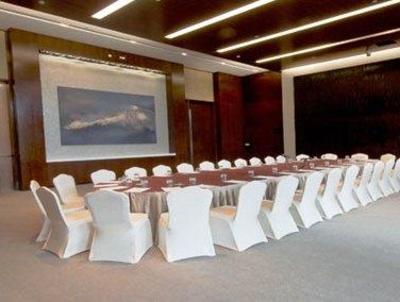 фото отеля Eadry Royal Garden Hotel Luxury