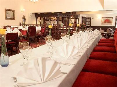 фото отеля Crown and Cushion Hotel Chipping Norton