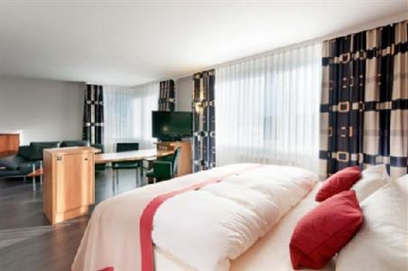 фото отеля Tryp Wolfsburg