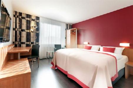 фото отеля Tryp Wolfsburg