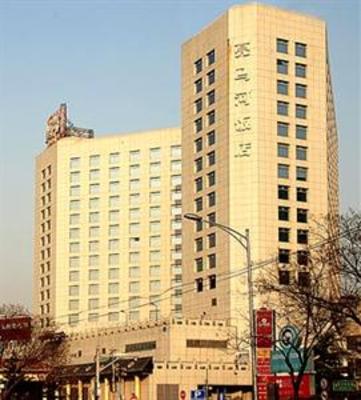 фото отеля Landmark Towers Hotel