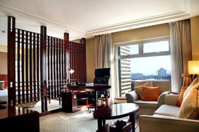 фото отеля Landmark Towers Hotel