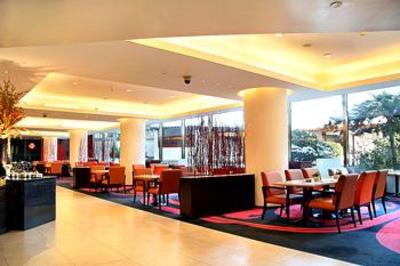 фото отеля Landmark Towers Hotel