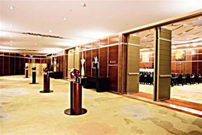 фото отеля Landmark Towers Hotel