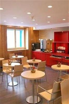 фото отеля Hotel Ariana Villeurbanne