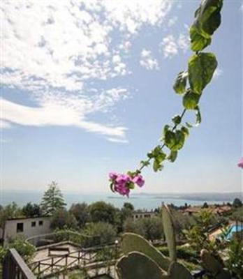 фото отеля Sogno Hotel San Felice del Benaco