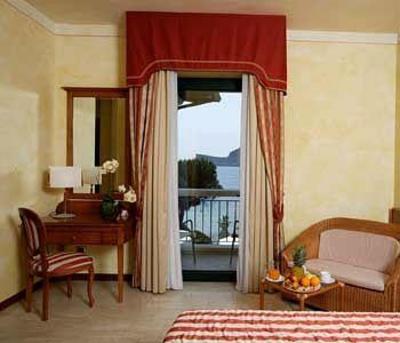 фото отеля Sogno Hotel San Felice del Benaco