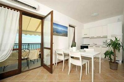 фото отеля Sogno Hotel San Felice del Benaco