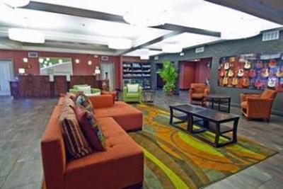 фото отеля Holiday Inn Hotel and Suites