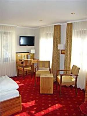 фото отеля Schlosshotel Mespelbrunn