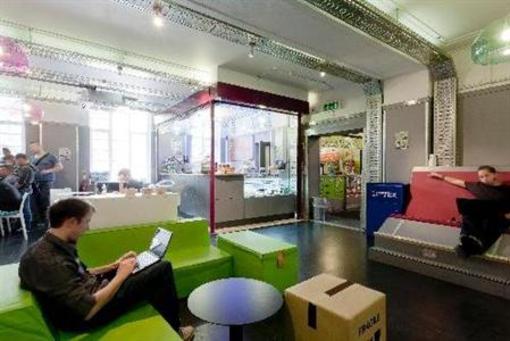 фото отеля Generator Hostel London