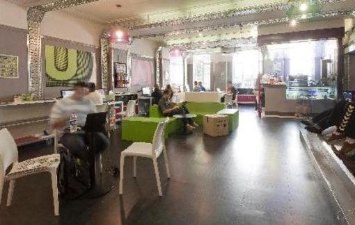 фото отеля Generator Hostel London