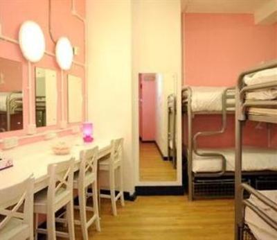 фото отеля Generator Hostel London
