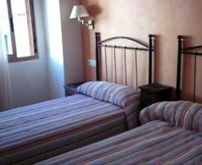 фото отеля Hostal Las Sabinas