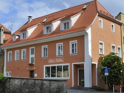 фото отеля Hotel Viktoria Garni