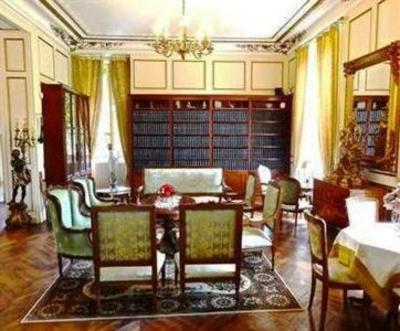 фото отеля Chateau Les Vallees