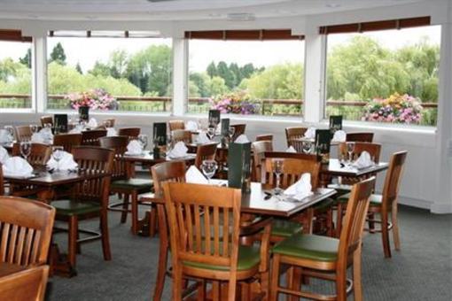 фото отеля Holiday Inn Basildon