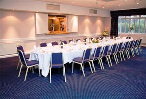 фото отеля Holiday Inn Basildon