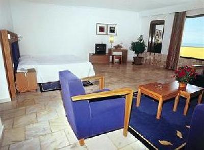 фото отеля Alfamar Beach & Sport Resort