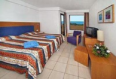 фото отеля Alfamar Beach & Sport Resort
