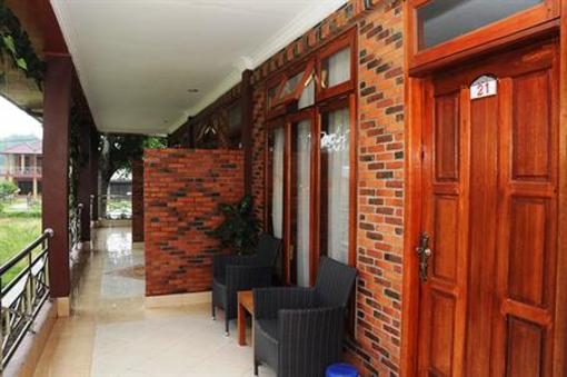 фото отеля Toba Village Inn