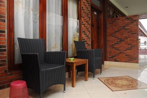 фото отеля Toba Village Inn
