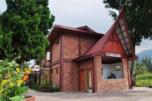 фото отеля Toba Village Inn