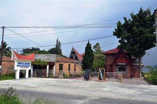фото отеля Toba Village Inn