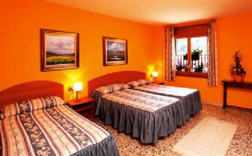 фото отеля Hostal L'Escon