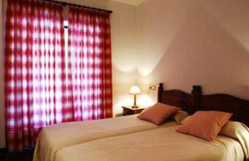 фото отеля Apartamentos Linsoles