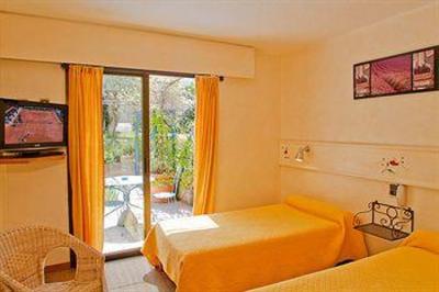 фото отеля Hotel Le Colombier Moustiers-Sainte-Marie