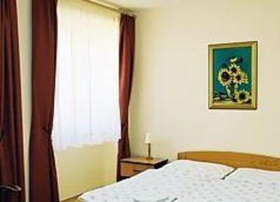 фото отеля Hotel Senica