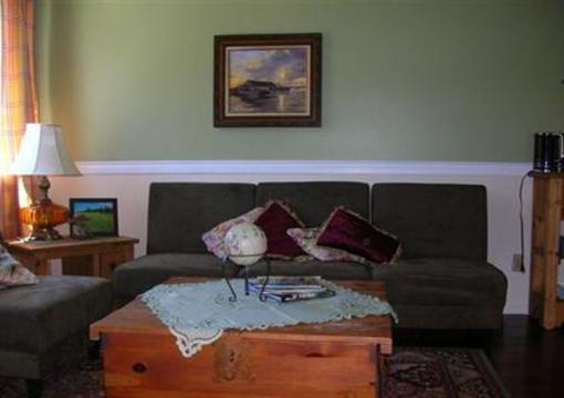 фото отеля Mystic Mountain Acres B&B