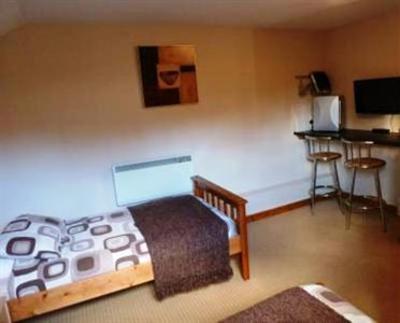 фото отеля Woodland Lodge Hoddesdon