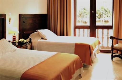 фото отеля Hotel Guadalajara Buga