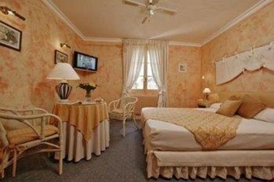 фото отеля Hostellerie du Passeur
