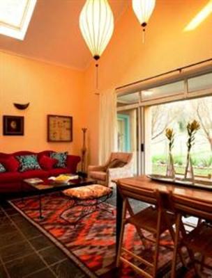 фото отеля Plumbago Cottage