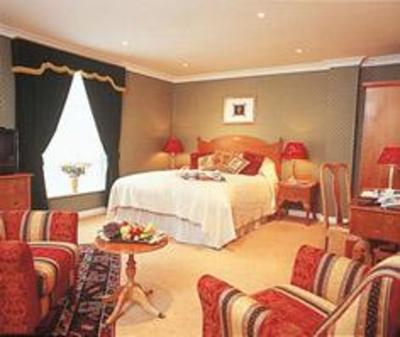 фото отеля Chalk Lane Hotel Epsom