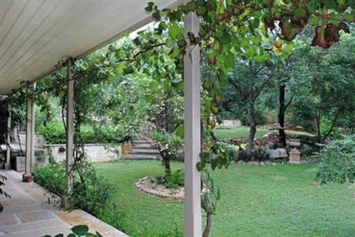 фото отеля Capers Guest House
