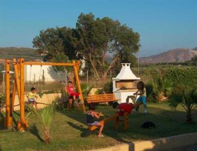 фото отеля Thalassa Apartments Kissamos