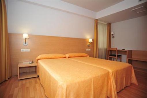 фото отеля Hostal Windsor