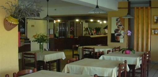 фото отеля Inter Hotel Amarys Tarbes