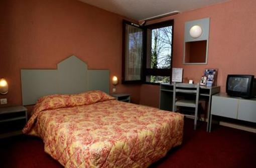 фото отеля Inter Hotel Amarys Tarbes